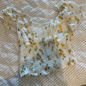 Abercrombie & Fitch Lemon Print top 🍋